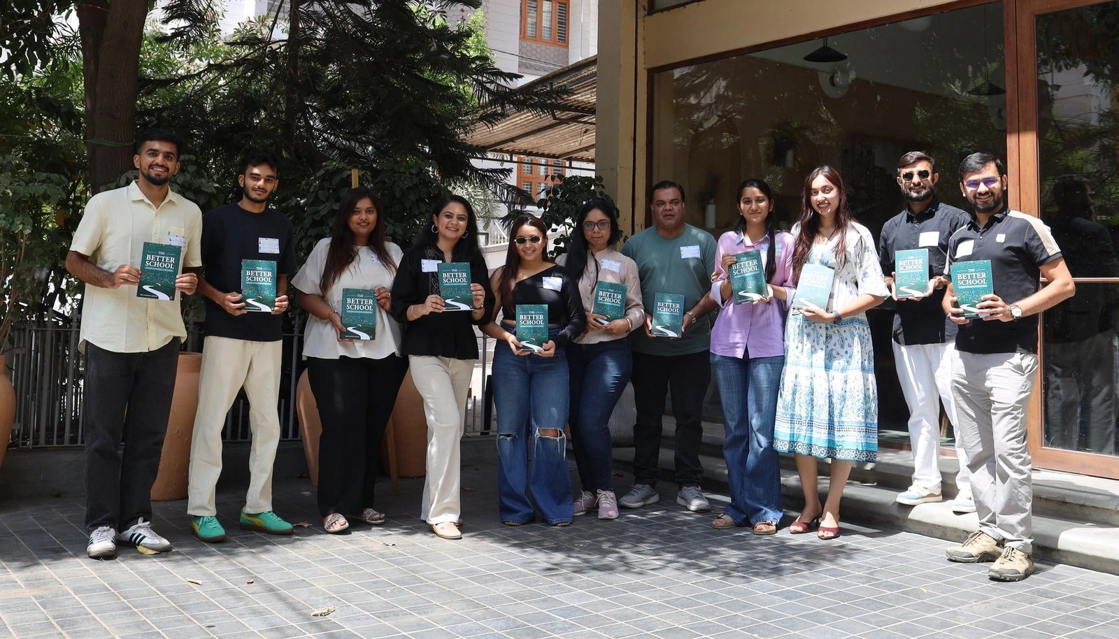 Isha Kakkad Lakhani with readers at Dough and Doppio Cafe